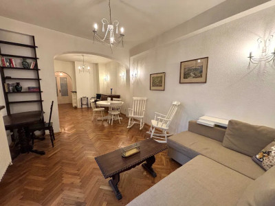 Apartament de 2 camere, decomandat, centrala, bloc nou - zona Unirii 