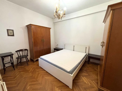 Apartament de 2 camere, decomandat, centrala, bloc nou - zona Unirii 