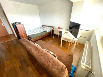 Garsonieră spațioasă – 30 mp, decomandată, Quadra 2, cu centrală