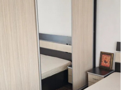 Apartament de 2 camere, decomandat, balcon, zona Brâncoveanu