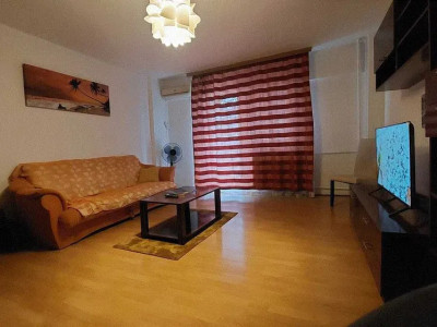 Vrei un apartament spațios, decomandat, cu balcon chiar lângă Unirii?