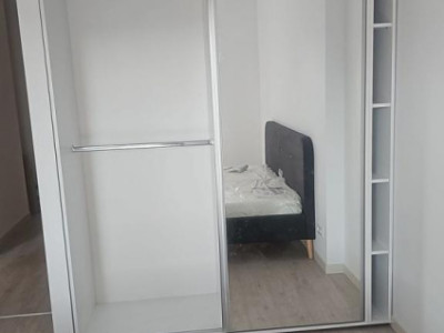 Cauți un apartament de 2 camere nou-nouț, finalizat în 2025, cu parcare inclusă?