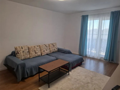 Apartament de 2 camere, parcare, centrala proprie, decomandat, zona Trapezului