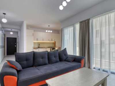 Apartament de 3 camere, LUX, 2 bai, loc de parcare, - Decebal