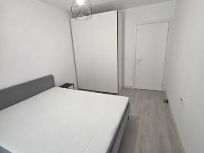 Apartament de 2 camere, loc de parcare, balcon, centrala, Hils Brauner