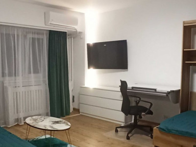 Garsonieră decomandată Rond Alba Iulia – modernă + vedere liniștită
