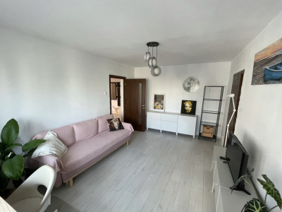 Apartament modern de 2 camere renovate, la 5 minute de metrou Ștefan cel Mare