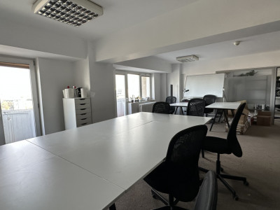 Spațiu birou 61 mp, etaj 6, lângă metrou Piața Victoriei