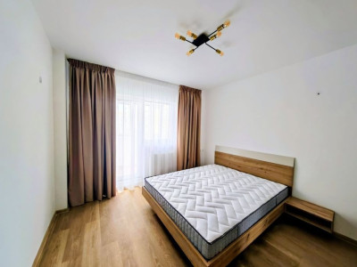 Apartament 3 camere luminos călduros 75 mp, LUX, prima închiriere, Bd. Chișinău 