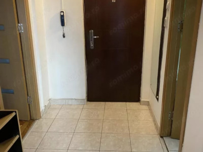 Garsonieră decomandată de închiriat - Drumul Sării, 13 Septembrie