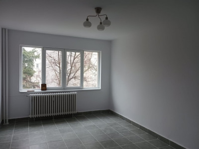 Apartament 3 camere semidecomandat, 85 mp, complet renovat - Nicolae Grigorescu