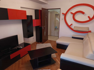 Garsonieră decomandată, terasă mică, transport imediat – Iancului