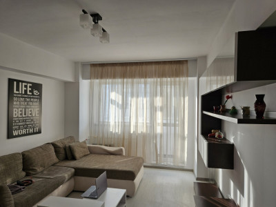 Apartament de 2 camere, pet friendly, cu balcon, zona Mega Mall
