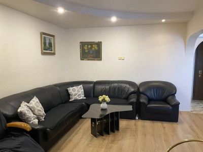 Apartament 3 camere de închiriat lângă Mega Mall, 82 mp, decomandat 