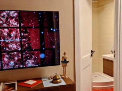 Garsonieră modernă renovată de designer, la 10 min de metrou – Piața Victoriei