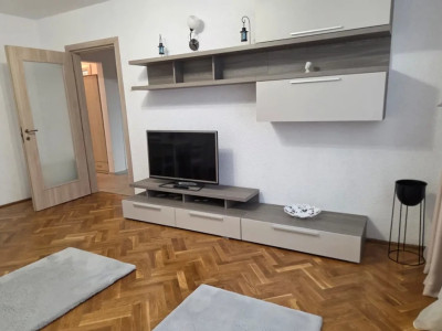 Inchiriere apartament de 3 camere, parcare, metrou 2 min – Drumul Taberei