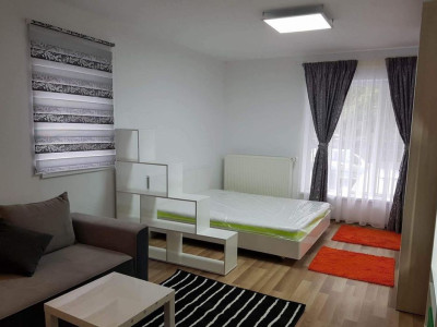Garsoniera, 40 mp, bloc nou, centrala proprie, zona Aparatorii Patriei