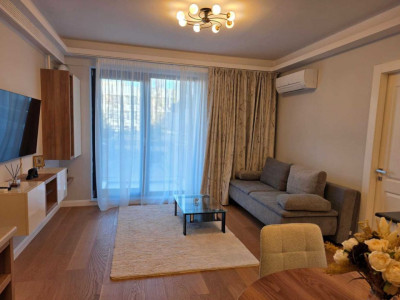 Apartament de 2 camere, parcare, bloc nou, langa Piața Constituției 