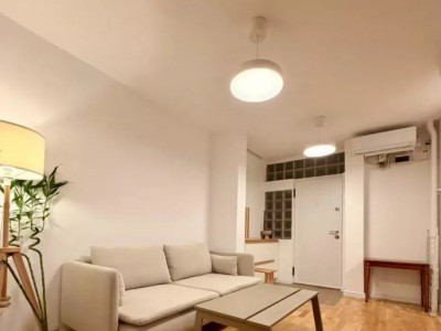 Apartament de 3 camere modern , la doar 4 minute de metrou - zona Gara de Nord 