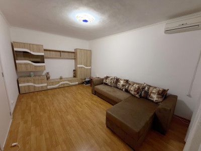 Apartament de 2 camere decomandat , spatios si cu centrala proprie- zona Dristor