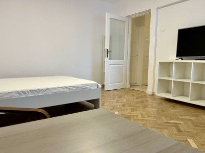 Garsonieră decomandată 43 mp Matei Basarab | Decebal – Unirii | Centrală proprie