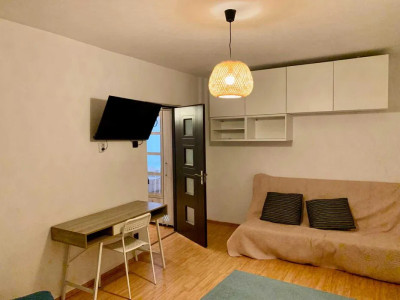 Apartament de 2 camere, 60 mp, la 2 minute de metrou, balcon, Ștefan cel Mare