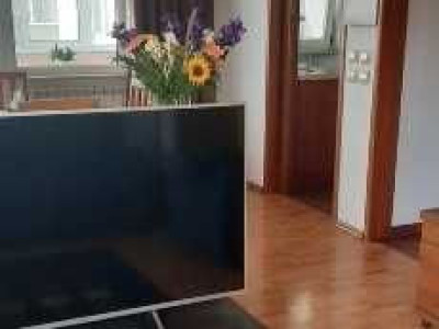 Apartament 3 camere, 90 mp, decomandat și utilat, lângă metrou, zona Lujerului