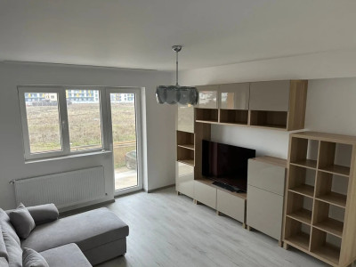 Apartament de 3 camere decomandat, 80 mp, parcare, zona Pallady