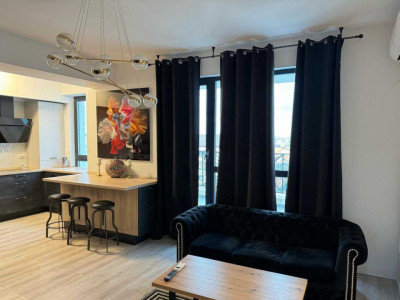 Apartament de 2 camere, 70 mp, parcare, centrala, Class Residence 2