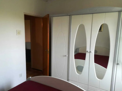 Apartament de 2 camere aproape de parc, balcon, 55 mp, zona Tineretului 