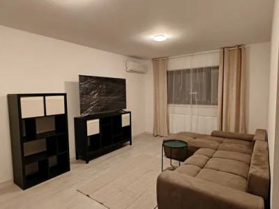 Prima mutare! 3 camere în Hils Republica, la 10 minute de metrou