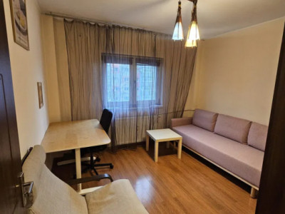 Apartament de 2 camere, 55 mp, prima închiriere, balcon, zona Turda