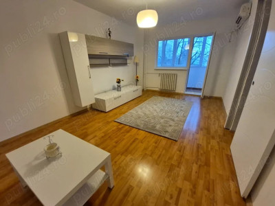 Apartament de 2 camere luminos, decomandat, balcon– 5 min metrou Ștefan cel Mare