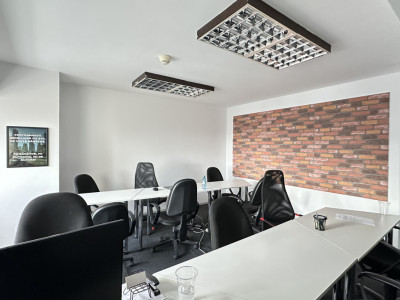 Spațiu de birou, 90 mp, 2 balcoane, la 2 minute de metrou, Victoriei 