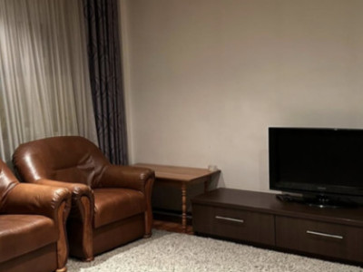 Apartament de 2 camere, decomandat, 65 mp, zona Mall Vitan