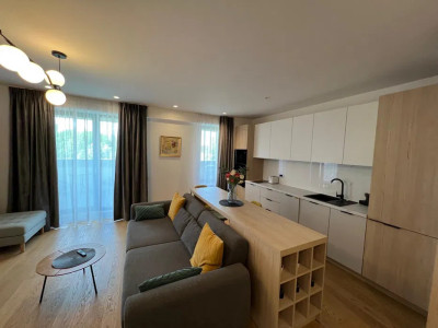 Apartament de 3 camere, 79 mp, parcare, centrala, Aviației Tower