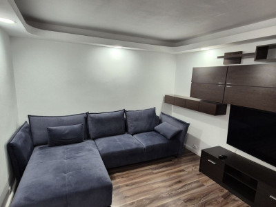 Apartament de 2 camere, decomandat, 55 mp, parcare, zona Tineretului
