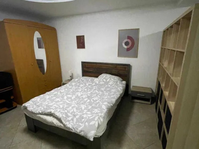 Garsoniera, 40 mp, centrala, parcare, curte proprie, zona Pipera