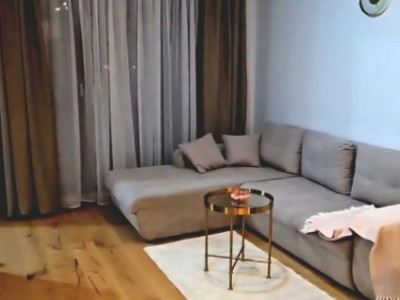 Apartament de 2 camere, prima închiriere, centrala, balcon, City Point