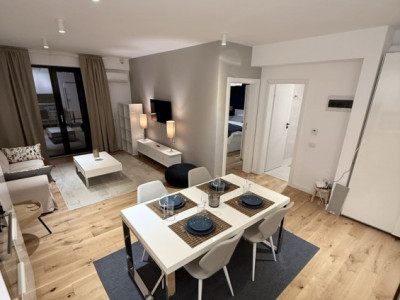 Apartament de 2 camere, 65 mp, centrala, balcon, zona Băneasa 