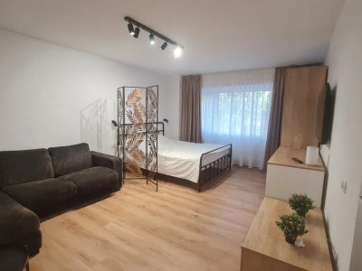 Garsonieră spațioasă 40 mp – Vitan, parter, totul nou, 2 min mall Vitan