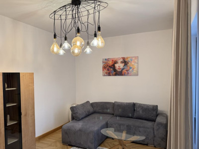 2 camere 57 mp – Basarabia, renovat, prima închiriere, 15 min metrou P-ta Muncii