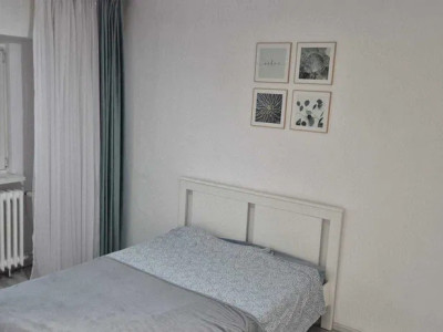 Garsonieră decomandată 40 mp – Piața Muncii, etaj 4/8, metrou 5 min