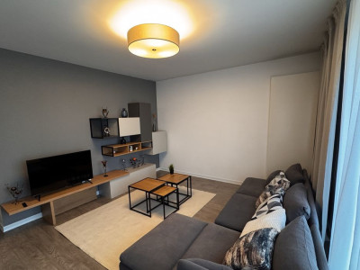 Apartament de 2 camere, 60 mp, parcare, centrala, balcon, Cloud 9