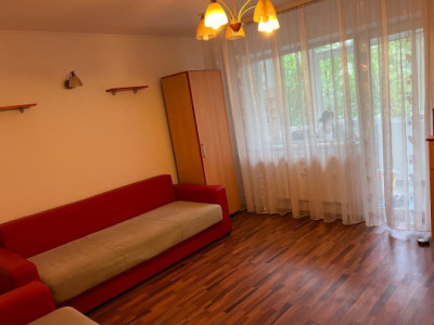 2 camere decomandat, 60 mp + balcon, 10 min de metrou 1 Decembrie 1918