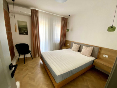 3 camere – Piața Victoriei, etaj 3/3, 50 mp, prima închiriere, 10 min metrou