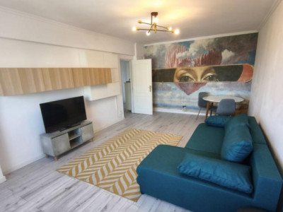 Apartament 3 camere 77 mp – Piața Victoriei, renovat, etaj 5/8, lângă metrou