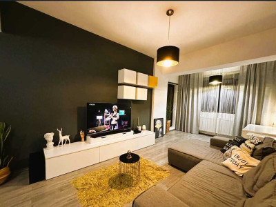 Apartament de 2 camere 58 mp – Unirii, Alba Iulia, etaj 5/7, centrală proprie