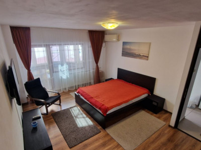 Garsonieră spațioasă 42 mp – Vitan Mall, etaj 7/8, balcon, 12 min metrou