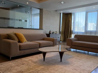 Apartament de 3 camere, 110 mp, parcare, centrala, zona Pipera
